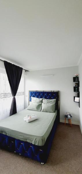 Grand 4 pièces à proximité de Paris avec stationnement gratuit dans tout le quartier